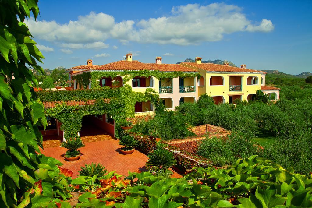 I Giardini Di Cala Ginepro Hotel Resort Cala Liberotto Exteriér fotografie